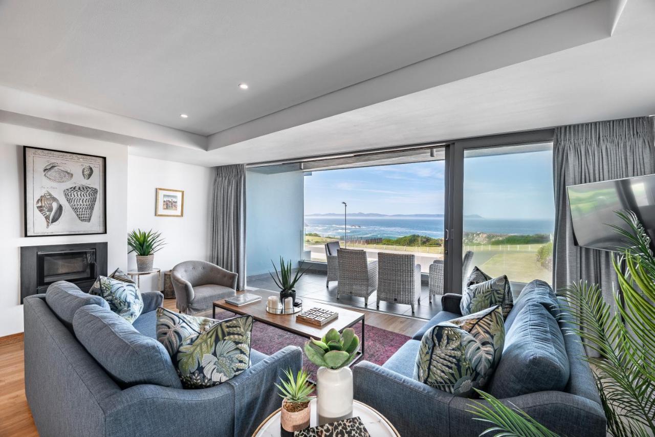 17 Marine, 2 Bedroom Sea-Facing Apt101 Hermanus Exterior foto